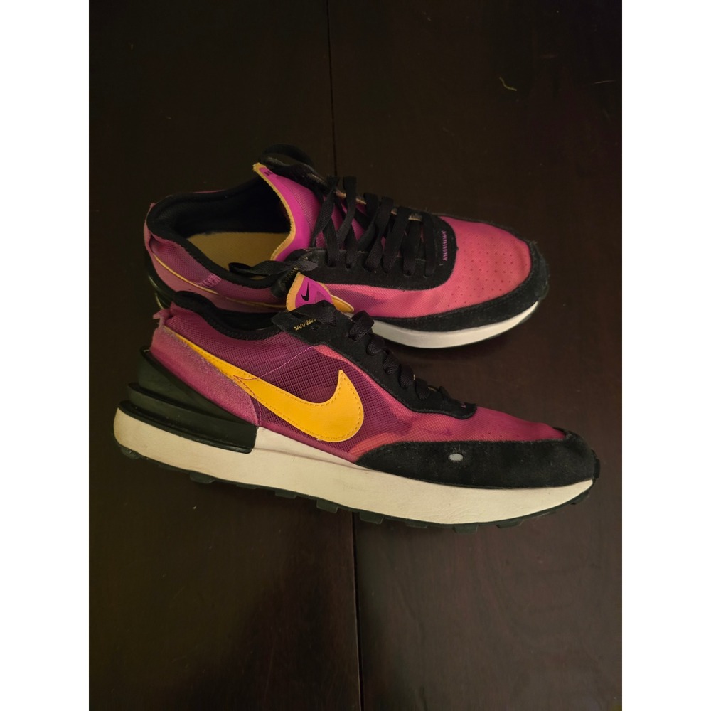 Nike Waffle One GS Active Fuchsia University Gold DC0481-600 Mens 7Y Womens 8.5 - Picture 2 of 7